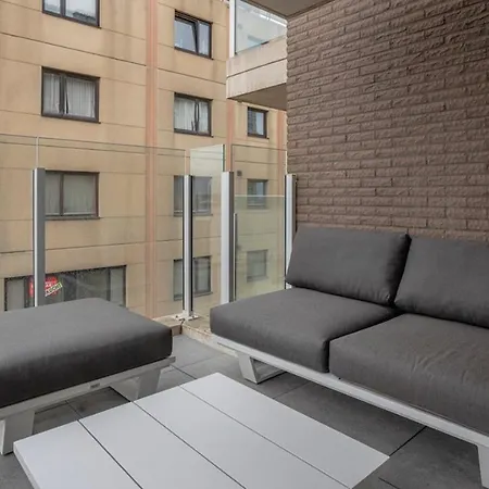 Le Roulis Apartment